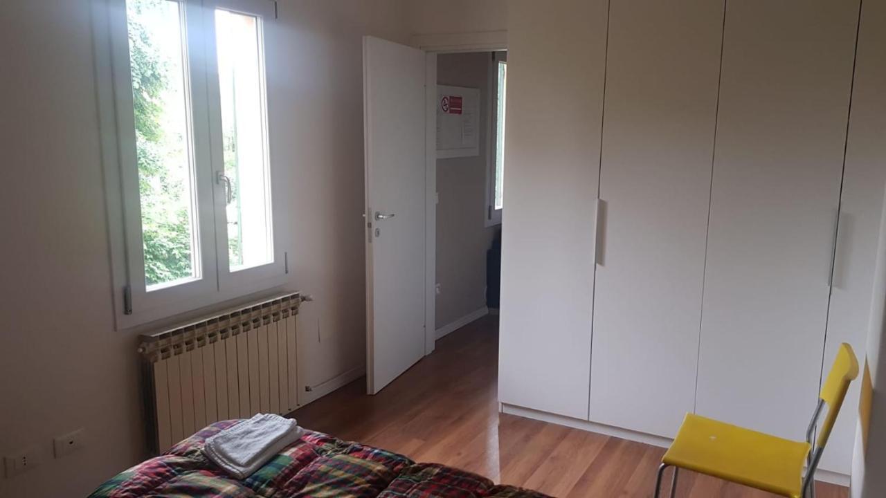 Intero Bilocale Da Antonio - Free Wi-Fi Apartment Bologna Luaran gambar